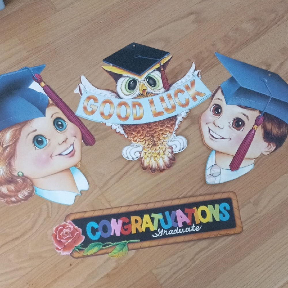 5 Congratulations Graduate Signs The Beistle Co. 1984